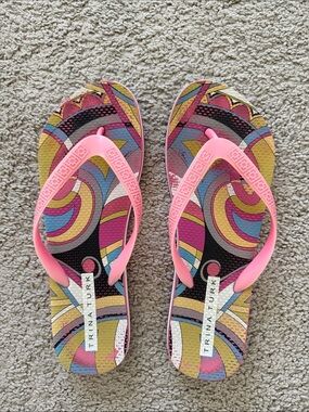 Trina Turk Flip Flop Sandals Size 9